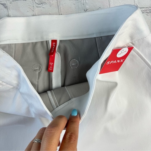 NWT Spanx Kick Flare Pant White Size M Petite - Picture 5 of 9